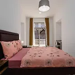 Hostel Antique