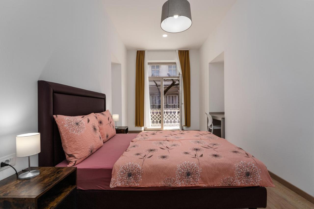 Antique Hostel